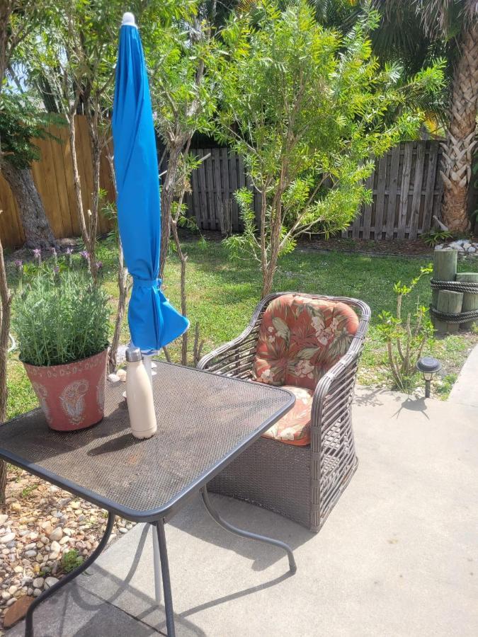 ~ Cozy In-Law Apartment Close To Siesta Key ~ Sarasota Eksteriør bilde