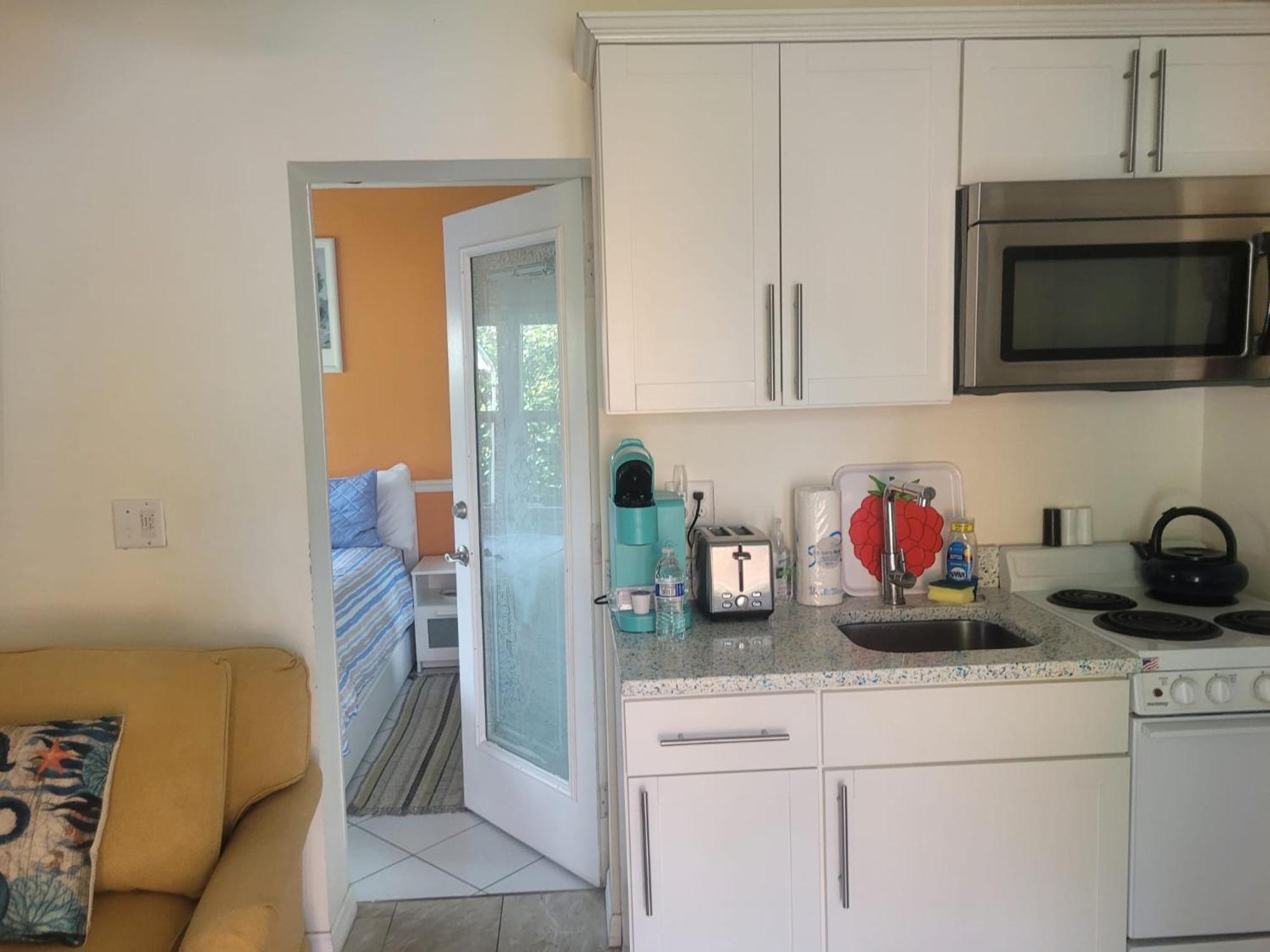 ~ Cozy In-Law Apartment Close To Siesta Key ~ Sarasota Eksteriør bilde